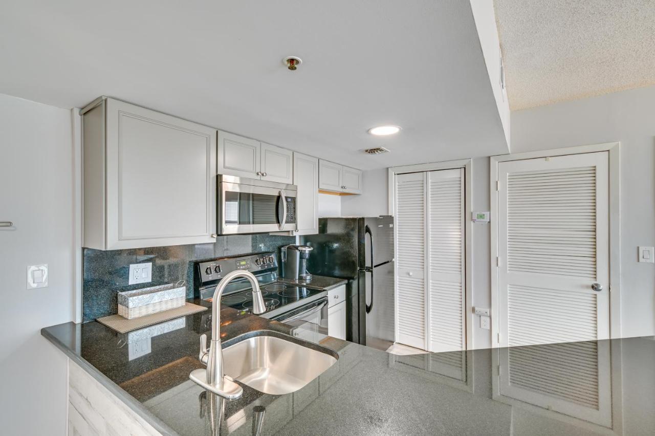 Oceanfront Myrtle Beach Condo With Balcony And Views! Bagian luar foto